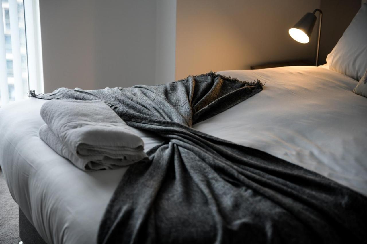 Onpoint Apartments - Spacious 2 Bedroom Apt - City Centre With Balcony مانشستر المظهر الخارجي الصورة