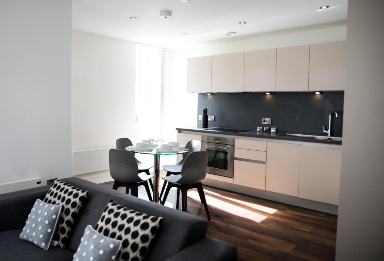 Onpoint Apartments - Spacious 2 Bedroom Apt - City Centre With Balcony مانشستر المظهر الخارجي الصورة